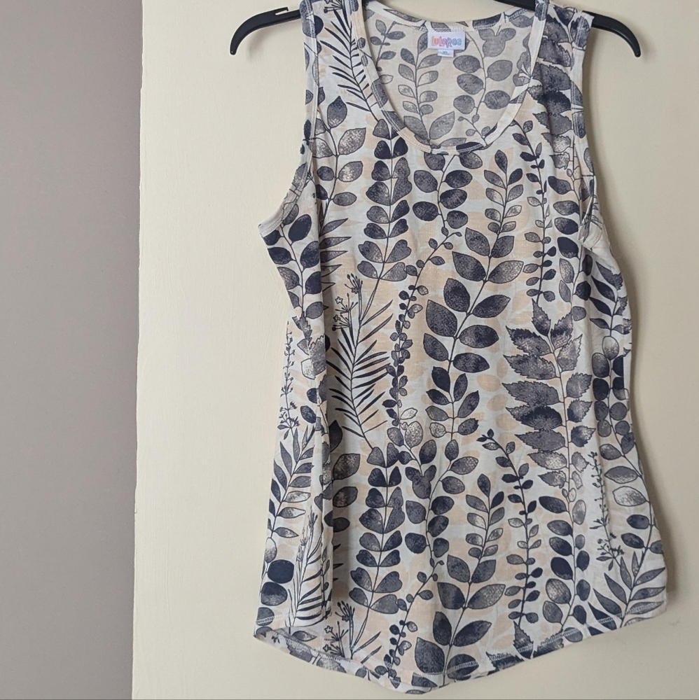 Leaf Print Sleeveless Top - Beige and Black LuLaRoe